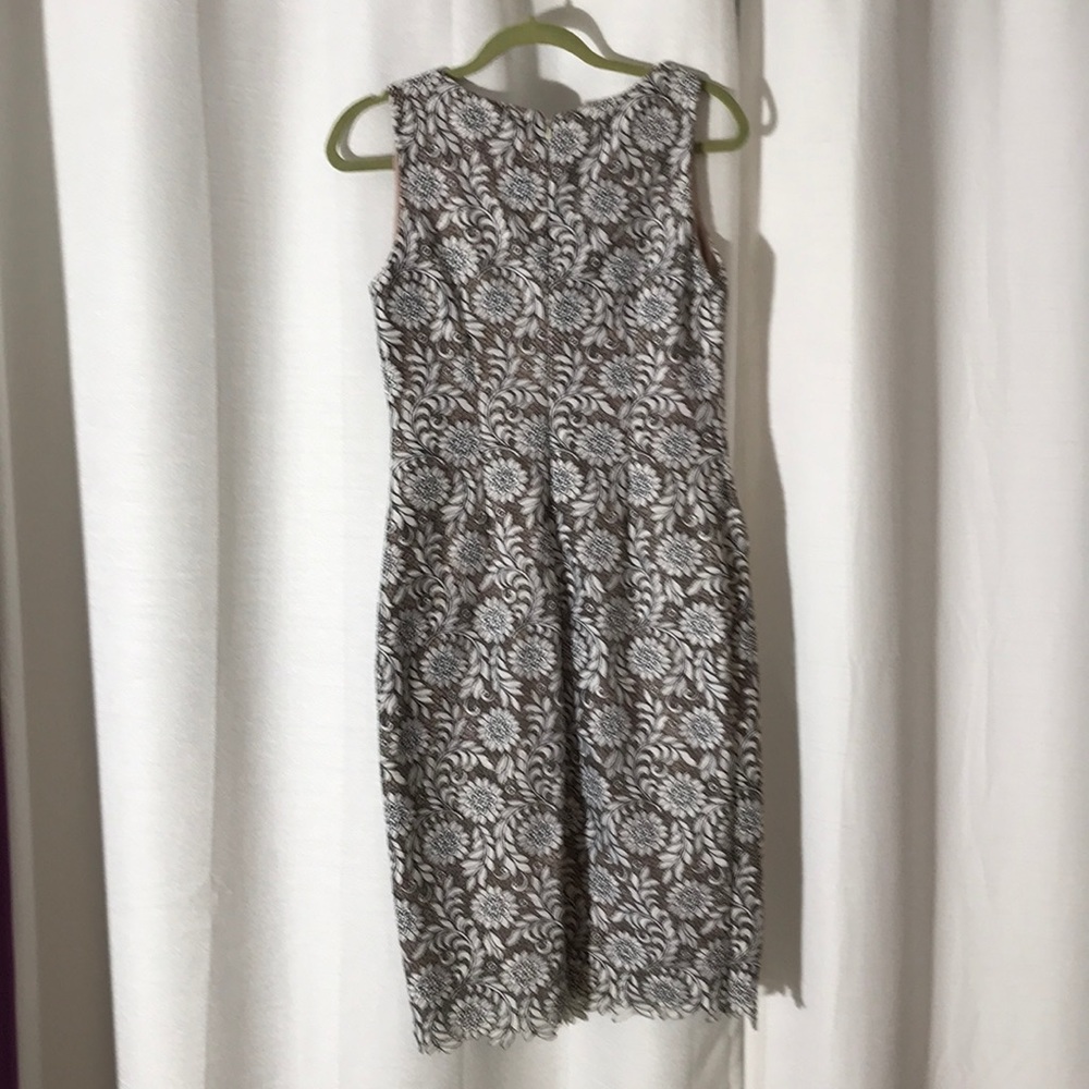 Dress - Picture 3 of 7
